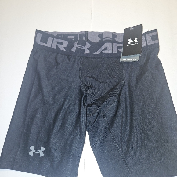 Men's Under Armour 1289566 UA HeatGear Armour Black Compression Shorts - Picture 10 of 15